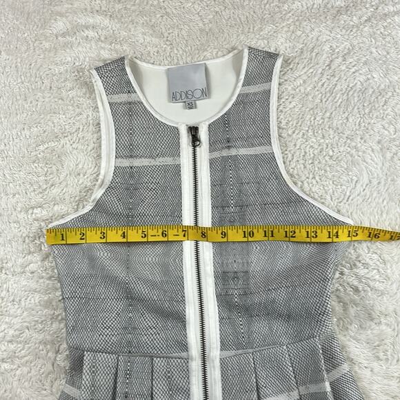 Addison sleeveless patterned zip front a line dress, size xs - Picture 5 of 11